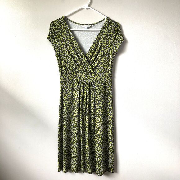 Boden Dress 6 Lime Green Leopard Print Stretchy Jersey Knit Knee Length Y2K - Picture 1 of 11
